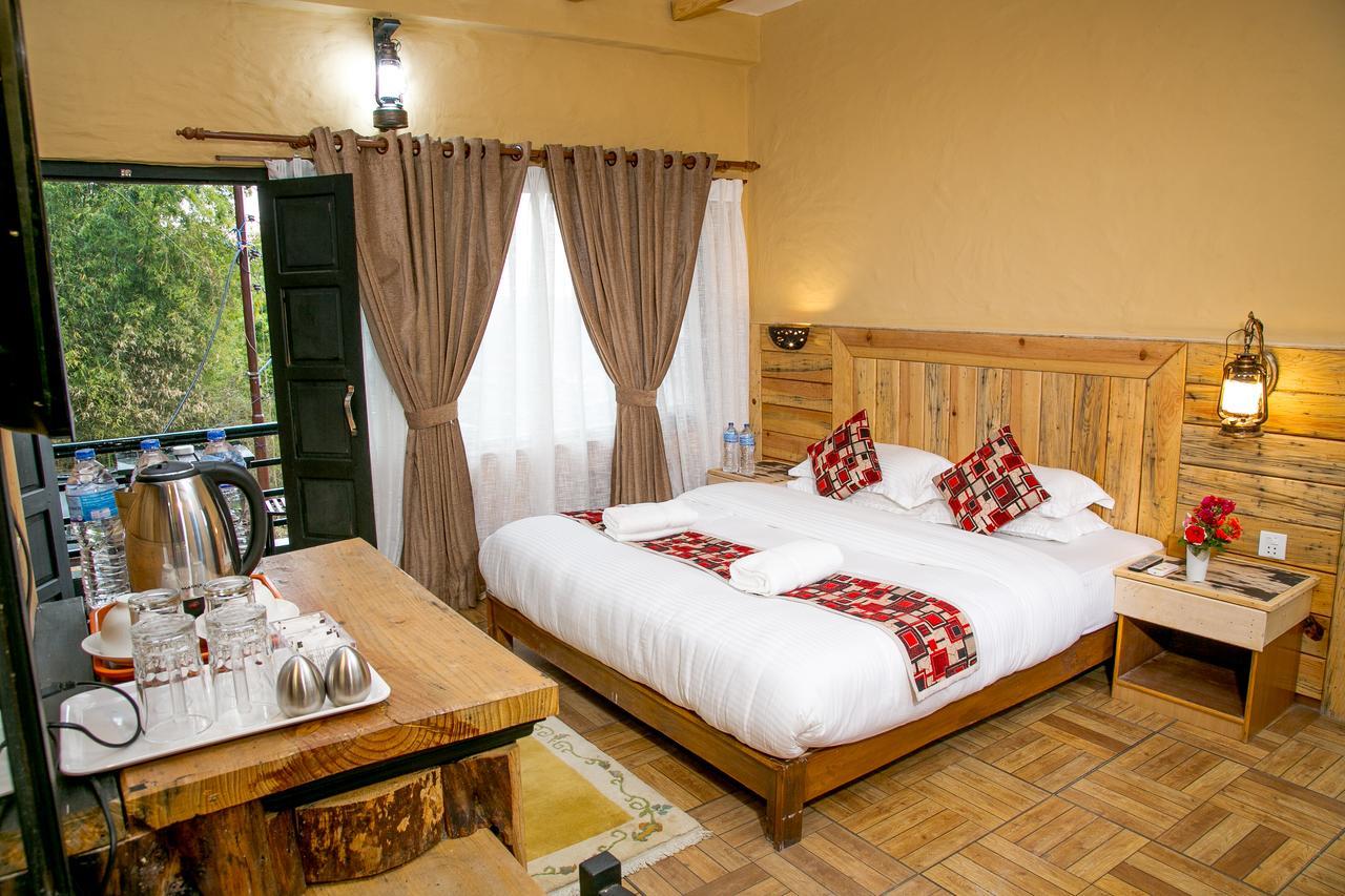 Hotel Tourist Residency Похара Екстериор снимка