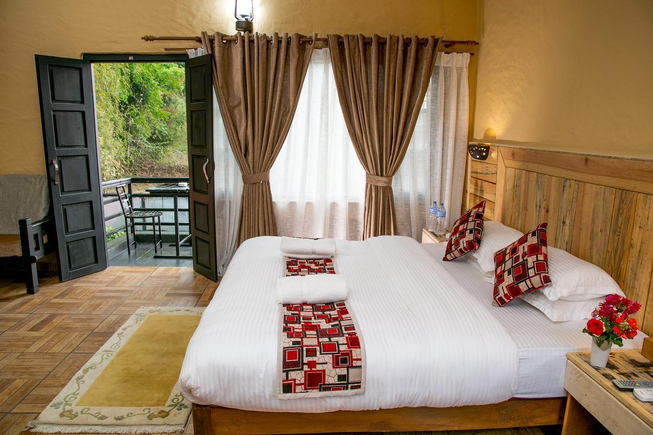 Hotel Tourist Residency Похара Екстериор снимка