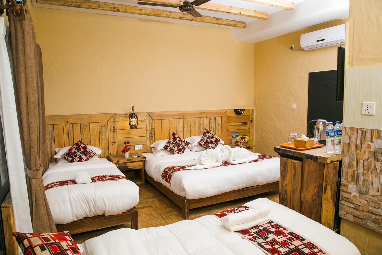 Hotel Tourist Residency Похара Екстериор снимка
